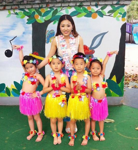 

Wedding Tidy Groomsman Props Skirt Garland 4 Piece Set Headband Bracelet Collar Ring Halloween Show Costumes Decorative Flowers & Wreaths