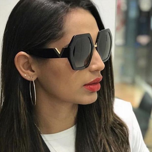 

brand designer fashion lady rectangle sunglasses women vintage oversized metal sun glasses for female, White;black
