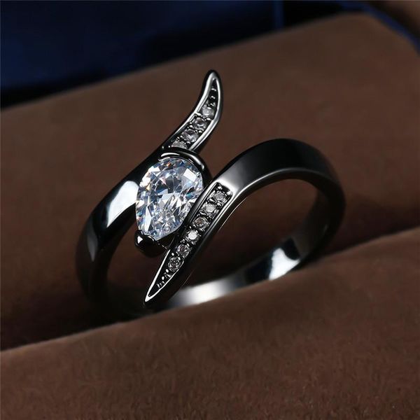 

luxury female crystal stone thin ring classic black gold color wedding rings for women vintage white zircon engagement ring, Slivery;golden