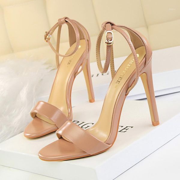 

dress shoes women high heel metallic faux patent leather sandals assorted colors buckle rome stilettos wedding bridesmaid pumps, Black