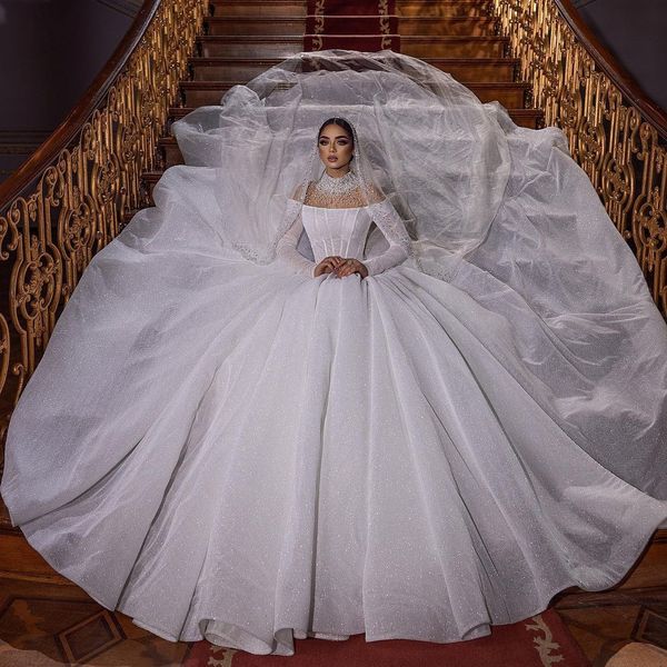 Abiti da sposa da sposa scintillanti arabo saudita con paillettes velo perde di perline di vestido vintage de novi 2022