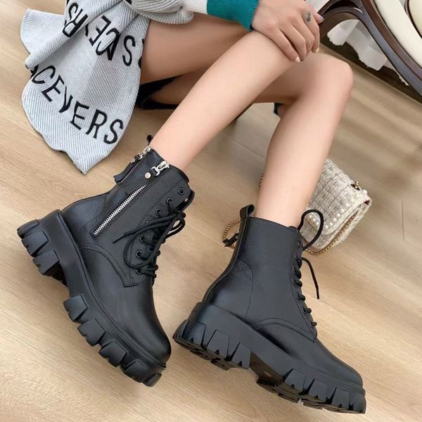 

designer womens camping boots leather fashion new winter low heel round head short medium size35-40, Black