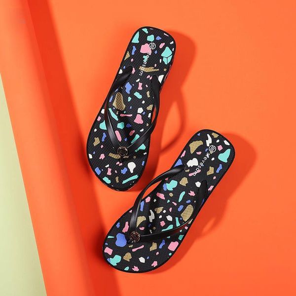 

summer thick-soled slope with flip-flops outer wear rubber beach slippers black graffiti comfortable apartment sandals
