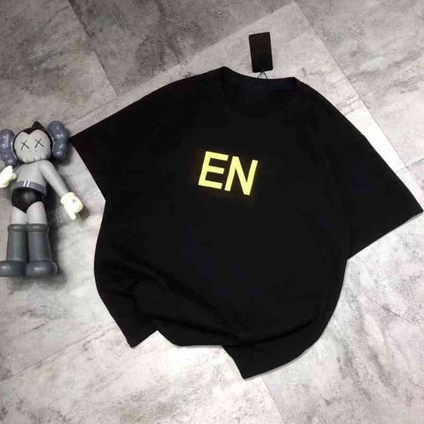 

2022 factory wholesale new model spring summer 22 couple style simple color contrast letter printing casual loose round neck short sleeve t-, White