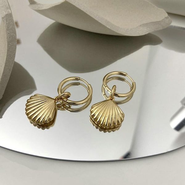 

hoop & huggie gold color unique shell shape design huggies earrings for women jewelry summer, Golden;silver