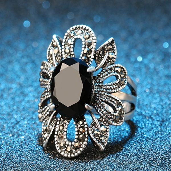 

cluster rings resin fashion retro charming elegant flower shape exquisite hollowed out jewelry accessories gifts women ring, Golden;silver