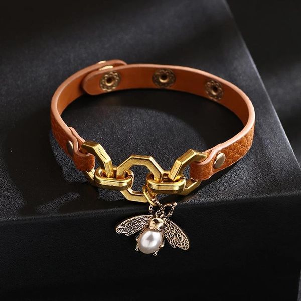 

charmsmic vivid bee pendant charms bracelets & bangles for women punk style brown pu leather button jewelry 2021 charm, Golden;silver
