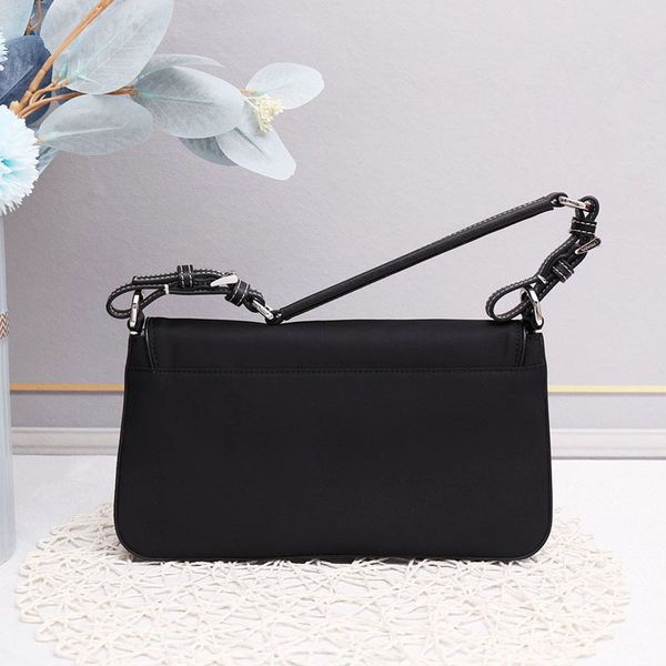

design hand grade luxury underarm women's fashionable retro nylon shoulder texturehand uette bag quick delivery with box