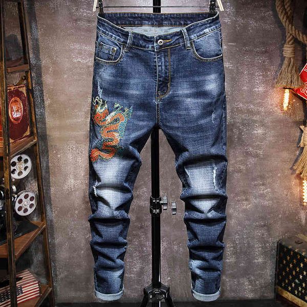 

jeans 2021 spring personality chinese style embroidery pattern dragon washed retro men's slim, Blue