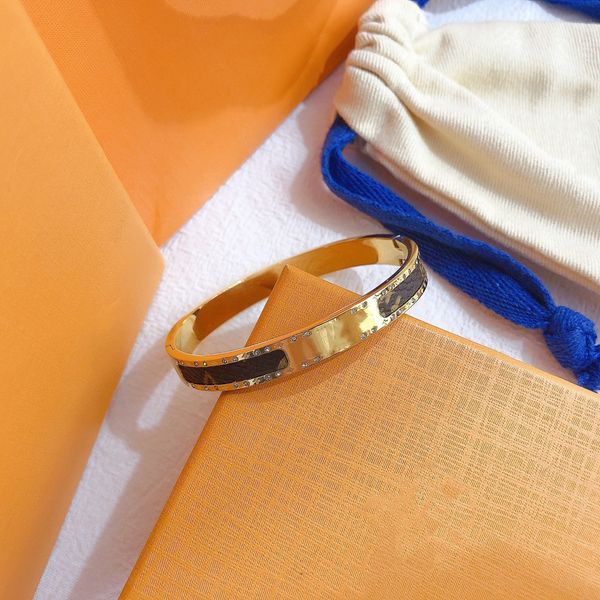 

europe america fashion style bracelets women bangle designer letter bracelet crystal plated stainless steel wedding lovers gift jewelry, Black