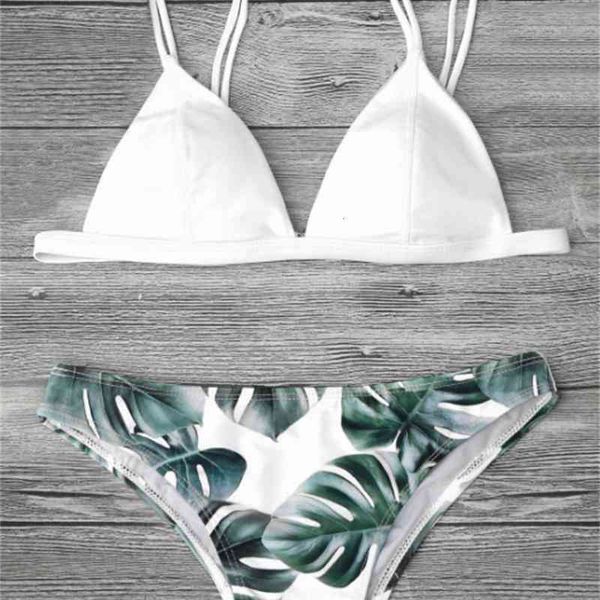 

style printed split bikini swimsuit, Black;white