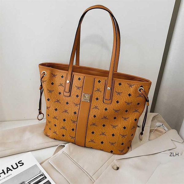 

designer luxury bag design hand m big new korean fashion trend printed leisure shoulder zlh62bd women's leather handbag