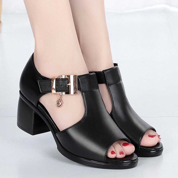 

women peep toe sandals female shoes summer buckle strap pu woman chain mid heels fashion pumps casual female comfort new 2021 y0721, Black