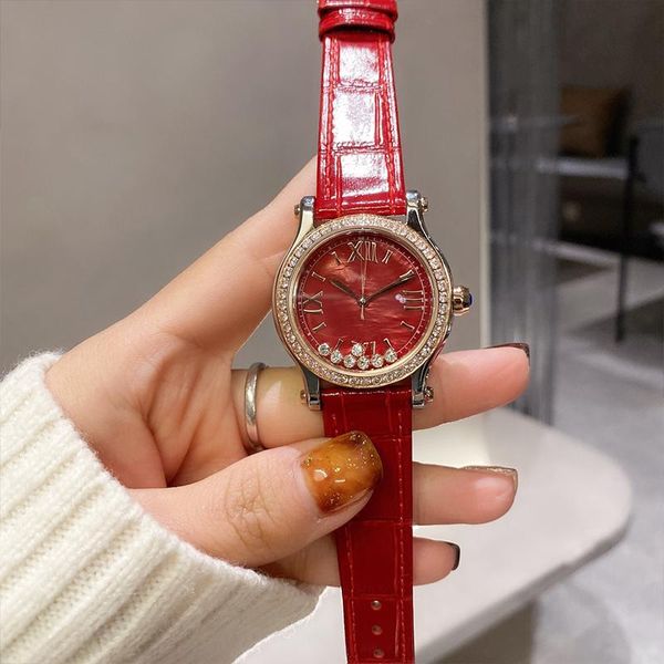 Armbanduhren Marke Lederband Luxus Mode Rot Runde Wasserdichte Quarzuhr Formelle Kleidung Lady Happy Stone Uhr. Geschenke für Mädchen