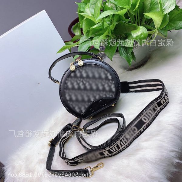 

2021 new dijia small round messenger classic d embroidery pattern luxury bag