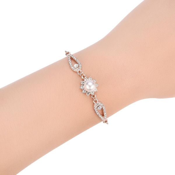

charm bracelets korean style simple rhinestones faux pearl alloy pendant adjustable bracelet, Golden;silver