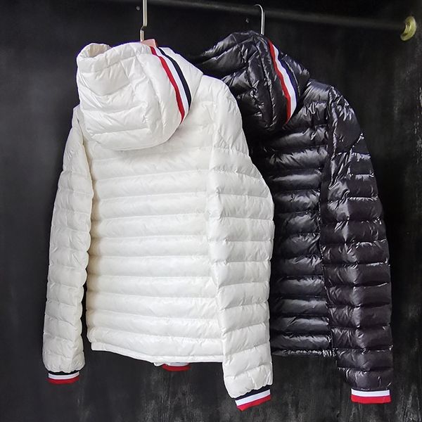 

2020 new men's lightweight short down jacket mengjia autumn and winter hooded jacket trend threaded sleeve, Black