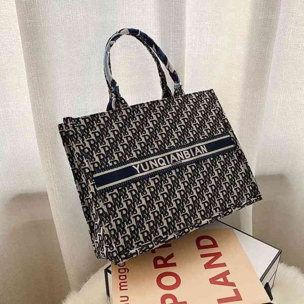 

80% off shop clearance one shoulder portable tote small bag female 2022 new trendy net red ins fashion high sense student version versatile
