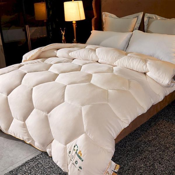 

comforters & sets thick warm winter duvet quilted quilts soybean fiber comfortable breathable comforter 150x200cm/180x220cm/200x230cm/220x24