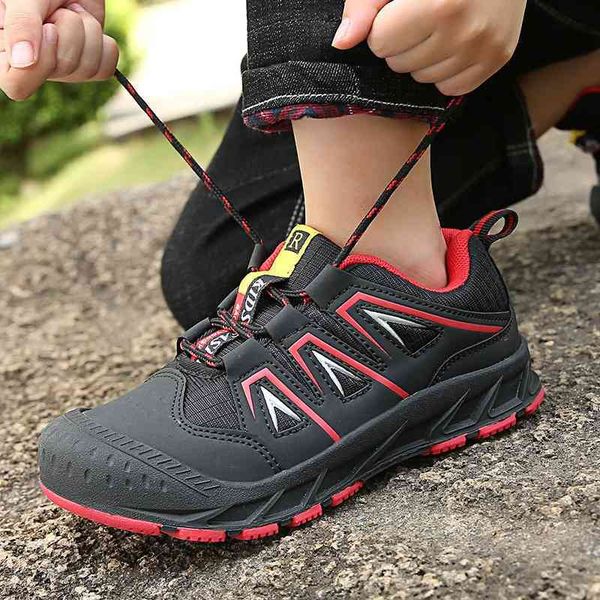 

new walking soft sole anti-skid leather baotou children's 2021 autumn and winter ins outdoor sports shoes, Black