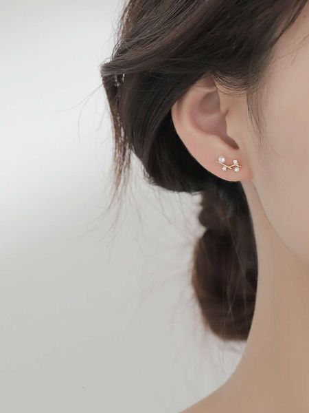 

plated small branch earrings simple pearl fashion