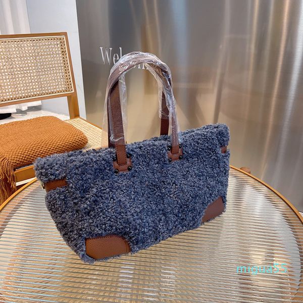 

lamb wool shopping bags plush large capacity street travel outdoor sacoche womens soft handle totes black/blue/white