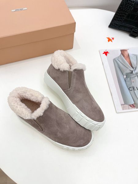 

2022 fashion love women boots chunky heel martin laureate boot black white yellow martins woman shoes with box and logo size 35-40 -k109