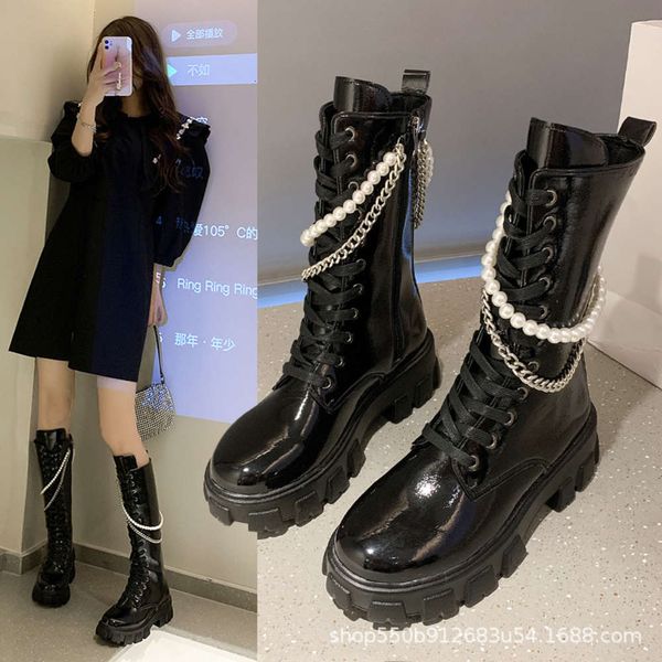 

british simple leisure style round head pearl chain knight boots are popular in autumn and winter. high thick heel middle tube for, Black