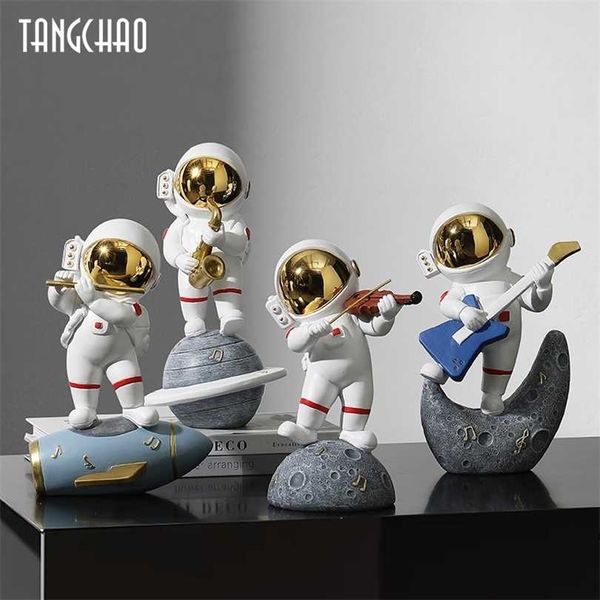 Resina creativa Musica Astronauta Decorazioni per la casa Figurine Statue in miniatura nordiche Sculture di astronauti Accessori per la decorazione 211101