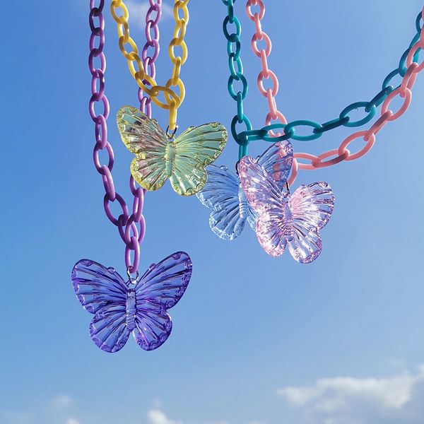 Übertreiben Sie Hip Hop Transparente Harz Große Schmetterling Anhänger Halskette für Frauen Mädchen Candy Farbe Acryl Kette Halskette Großhandel Bijoux