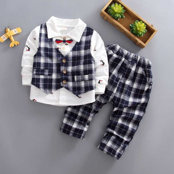 2020 herbst Jungen Mode Kleidung Set Cartoon Pinguin Langarm Hemd Weste Hosen 3-Teiliges Set Plaid Casual Kinder set X0802