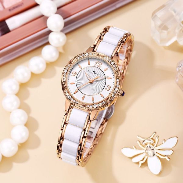 

tiktok, new style, lightweight, fashionable steel band, butterfly button, ceramic lady luminous kwai shui, fast track, hand watch,, Slivery;brown