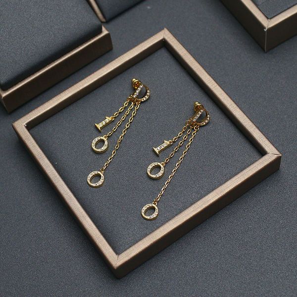 

2021 new designer 2021 tassel long letter diamond earrings small fragrance, Silver
