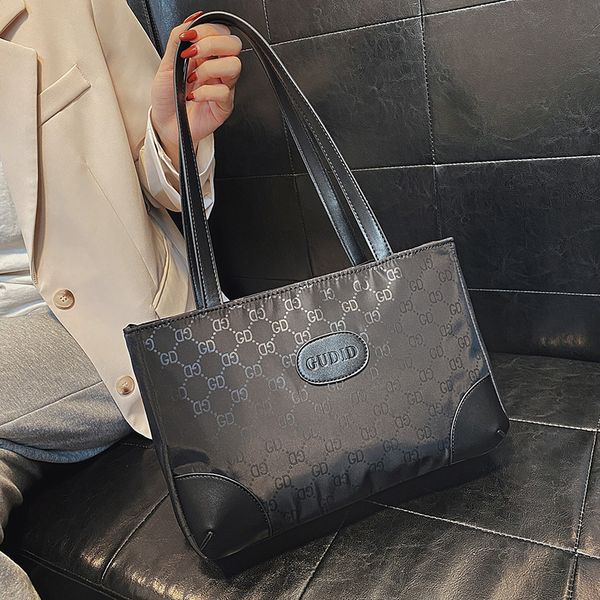 

personalized women's bag