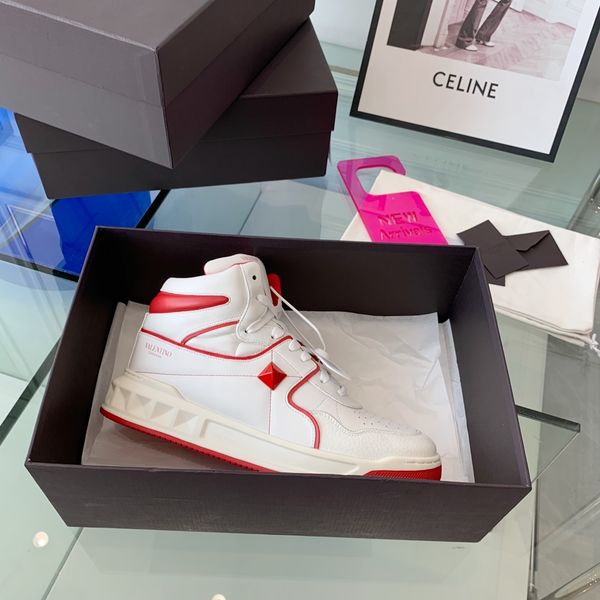 

one stud low-nappa sneaker luxury designer men women casual shoes rubber low lace up shoe 02