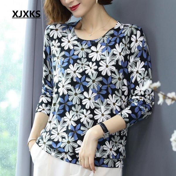 

women's sweaters xjxks 2021 autumn winter fashion printed women sweater high-end wool knitted pullover, White;black