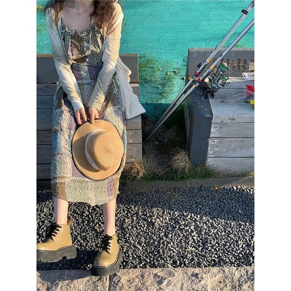 

dress roundshop | d family mexican suspender skirt "french worth waiting for, White;black