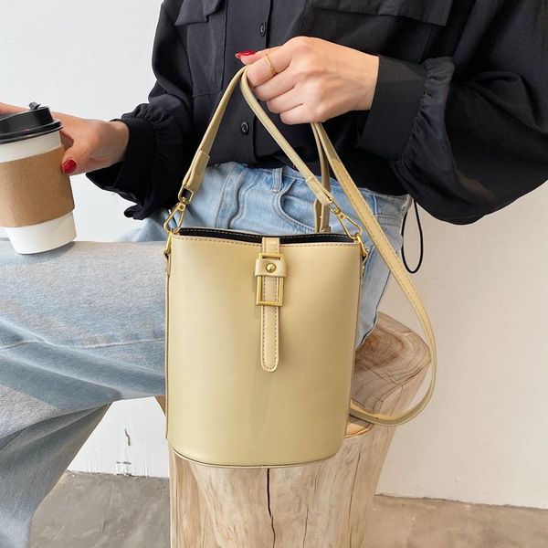 

cross body 2021 arrivals women's shoulder bags for female pu leather black solid color design trend style girl bucket bag