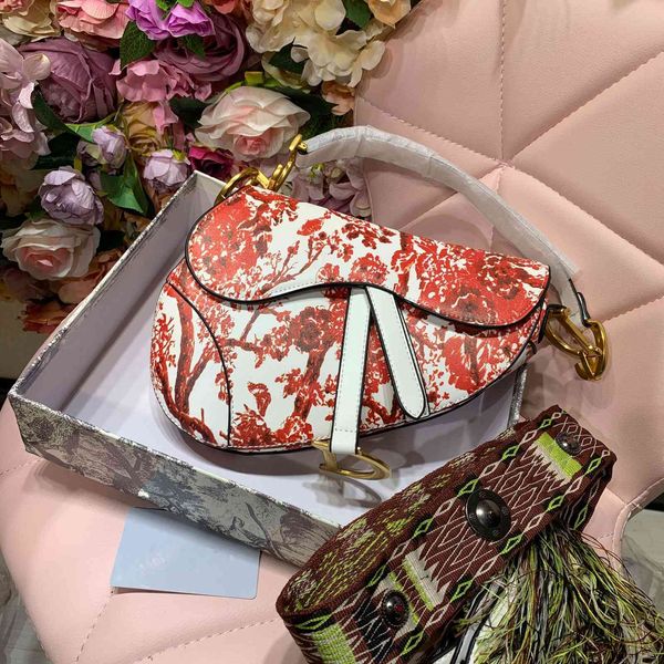 

factory outlet design saddle colorful tassel shoulder strap painted leather women's single shoulder messenger handbag style