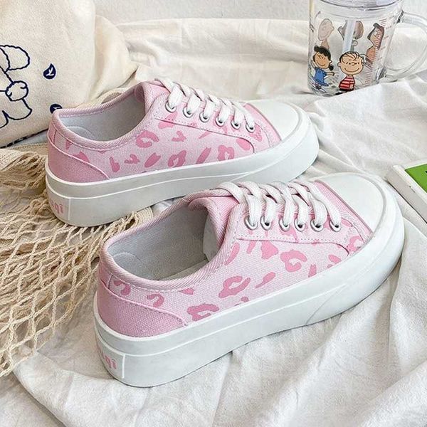 2021 Turnschuhe Frauen Kawaii Leinwand Plattform Flache Sport Weiße Schuhe Persönlichkeit Casual Vulkanisieren Laufende Harajuku Koreanische Gummi Y0907