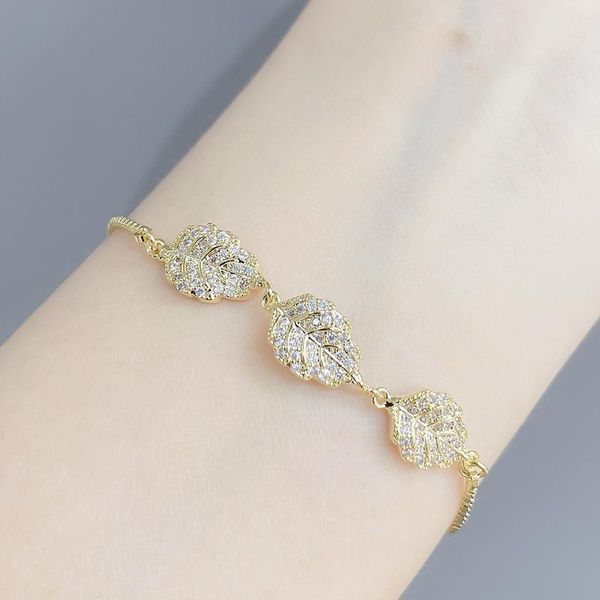 

link, chain women bracelet micro-inlaid zircon leaf adjustable, Black