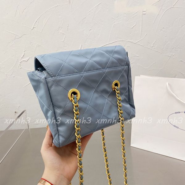 

designer woman stray bags fashion handbags luxury nylon bag wholesale size 20cm 5 colors