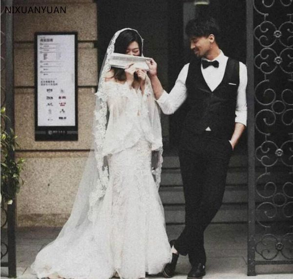 

bridal veils wholesale 2021 1t lace long wedding veil cathedral length without comb accessoires, Black