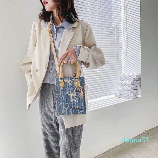 

classic flowerforeign style simple small bag 2021 new trendy women's winter fashion portable messenger bag korean minority versatile sh