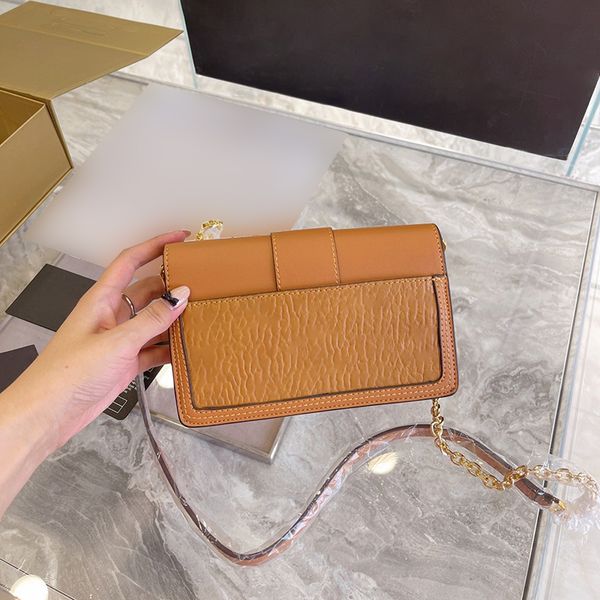 

designer mini crossbody bag luxury shoulder bags handbag cross body designer genuine leather fashion brand metallic letter artwork handbags