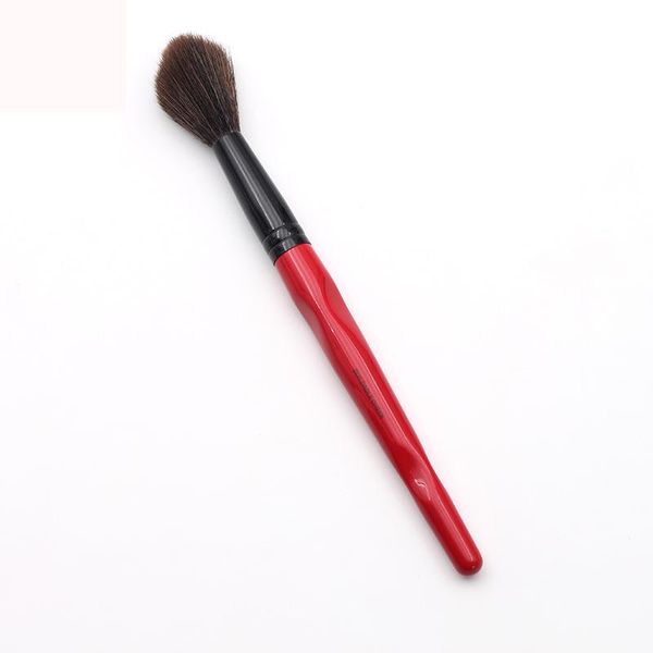 

makeup brushes classic red body curve plastic long handle fluffy synthetic buildable cheek brush