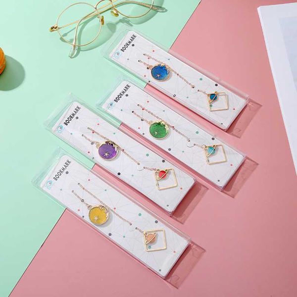 

1pc metal bookmarks universe creative classical exquisite mini art pattern book mark page folder marker office school supplies bookmark