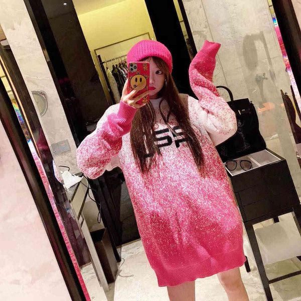 

design letter gradient round neck sleeve sweater women's lazy silhouette medium and long knitted skirt, White