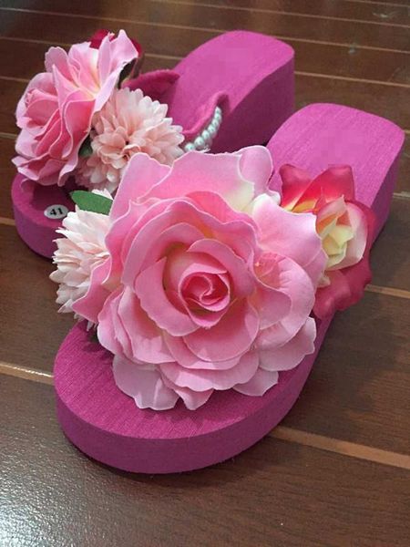 Pantofole Scarpe da altalena alla moda Sandali estivi Zeppe con plateau a fiore femminile da donna