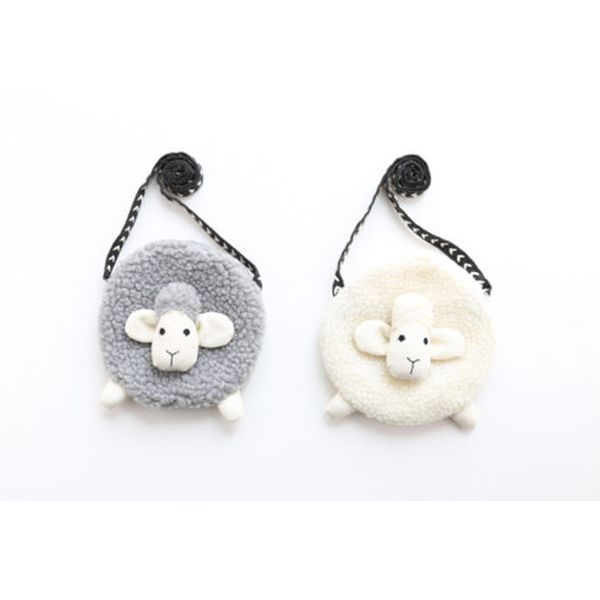 

2021 newly pretty cute baby girls bags fur sheep shape crossbody bag coin wallet storage purse bags 2 style, White